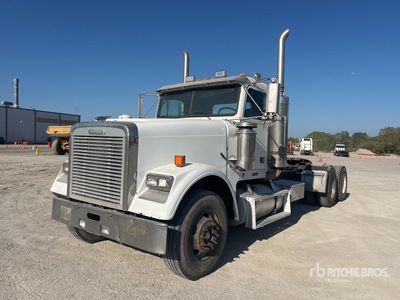 2001 Freightliner FLD 120 6x4 T/A Dagcabine Trekker