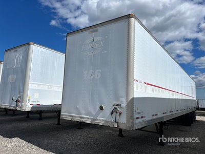 2003 Manac 53 ft x 102 in Tri/A مقطورة فان