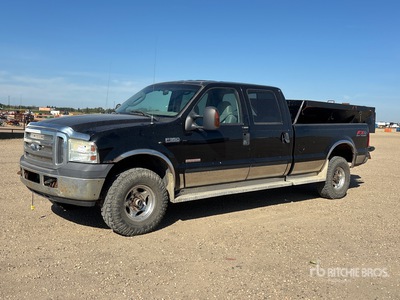 2004 Ford F-350 Lariat 4x4 Crew Cab Camion épandeur