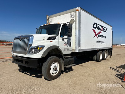2009 International 7600 6x4 Camion fourgon