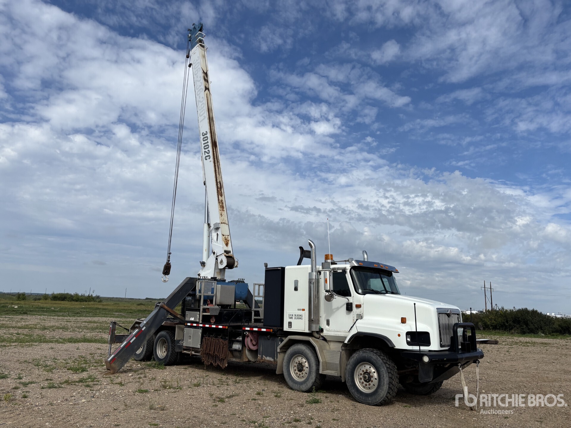 Manitex 30102C 30 ton on 2006 International Paystar 5600I Camión Grúa