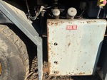 Hydraulics - Crane Carrier/Chassis with Hydraulic Tank