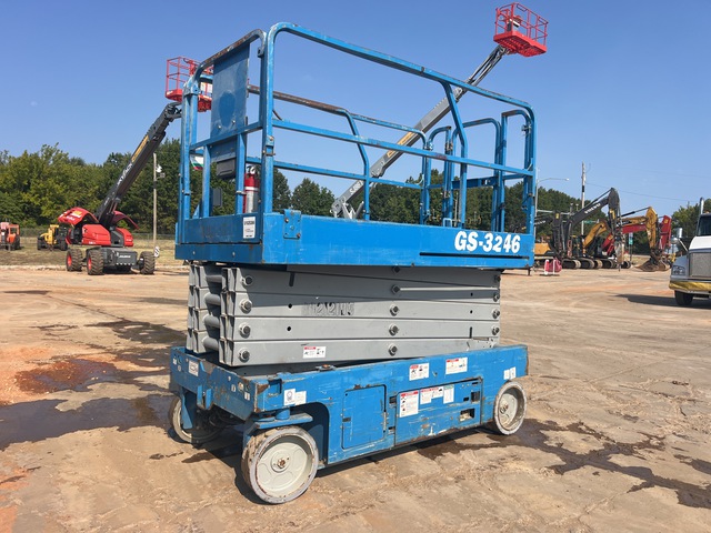 2017 Genie GS-3246 Electric Scissor Lift