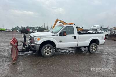 2016 Ford F-350 XLT 4x4 ピックアップ