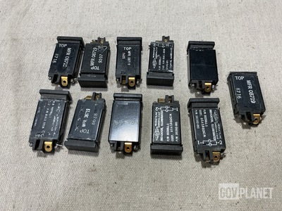 (11) Assorted 30288LL-1/161552-001 Indicator Lights