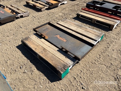 PABREAK UAP28 45 in Skid Steer Attachment Mounting Plate (Unused)