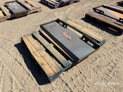 PABREAK UAP28 45 in Skid Steer Attachment Mounting Plate (Unused)