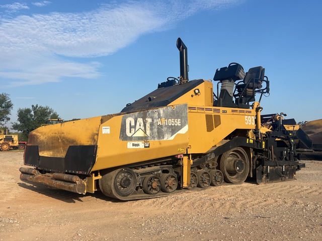 2014 Cat AP1055E Track Asphalt Paver