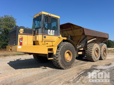 2001 Cat D400E II Articulated Dump Truck