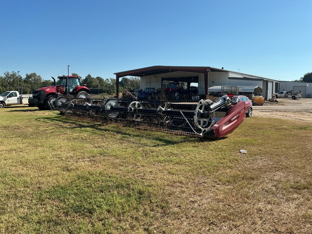 2023 MacDon FD240 40 ft Draper Combine Header