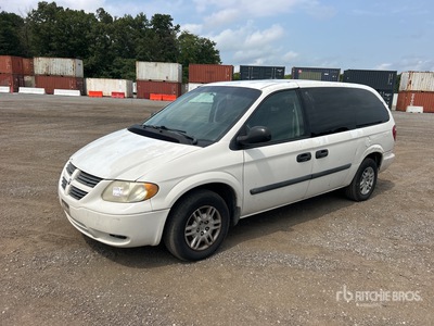 2005 Dodge Caravan SE Minivan