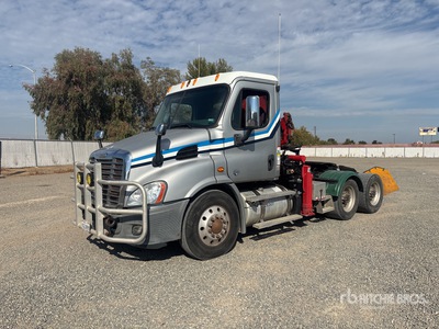 1997 Atlas Crane AK100.1 73000 lb Knuckle Boom on 2013 Freightliner Cascadia 113 6x4 Camion à Fèche