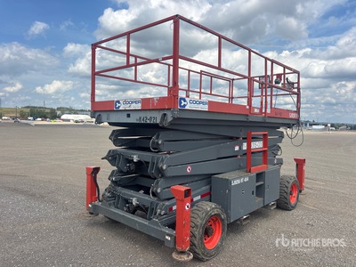 2018 Skyjack SJ9250 RT 4x4 Dual Fuel Scissor Lift