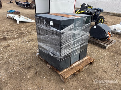 Quantity of (3) Bolt Bins
