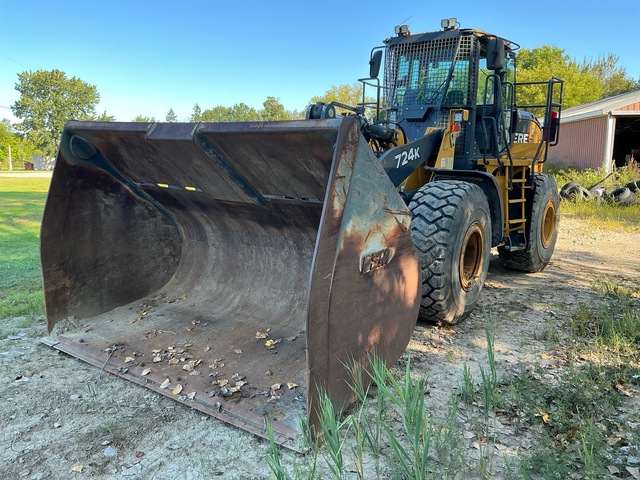 2020 John Deere 724K Wheel Loader