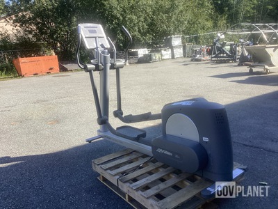 Life Fitness 95X Elliptical