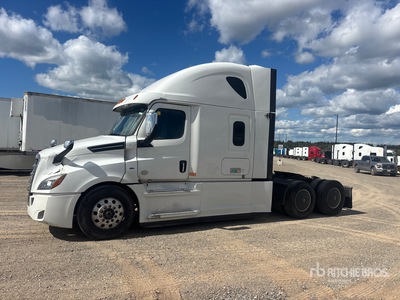 2020 Freightliner Cascadia 126 6x4 T/A Sleeper Truck Tractor