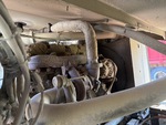 Engine with Auspuffanlage