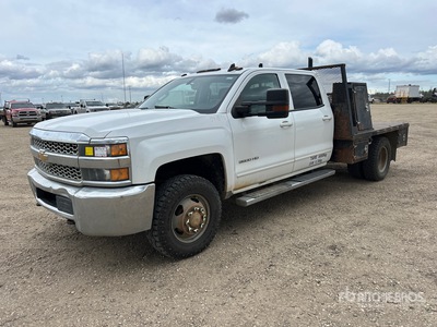 2019 Chevrolet 3500HD 4x4 Crew Cab Pritsche-Lkw