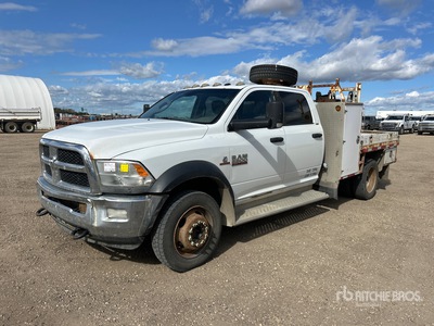 2013 Ram 5500 4x4 Crew Cab Pritsche-Lkw
