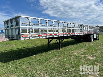 2000 Wilson CF-900 48 ft T/A Spread Axle Flatbed Trailer