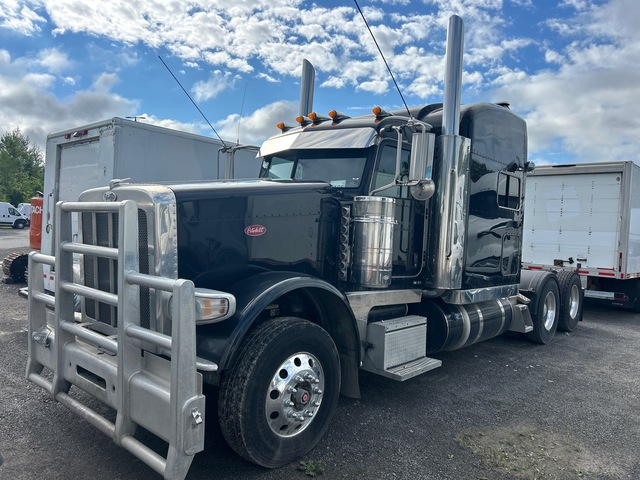 2020 Peterbilt 389 6x4 T/A Sleeper Truck Tractor (Inoperable)
