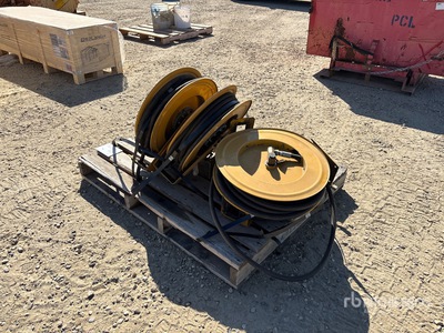 Quantity of (4) Grayco 237022 E030 1800 psi Grease Reels