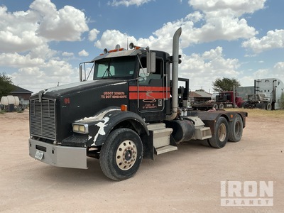 2001 Kenworth T800 6x4 T/A Day Cab Truck Tractor