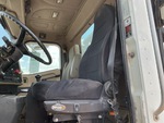 Cab with Seats/armrests