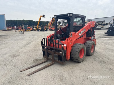 2019 Kubota SSV75 Two-Speed Schranklader