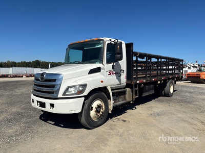 2018 Hino 268 4x2 Flatbed Truck