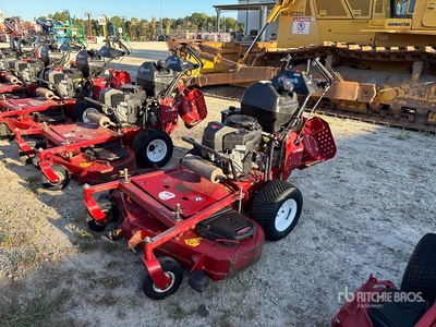2023 Exmark Turf Tracer S-Series Stand-On Cortacesped