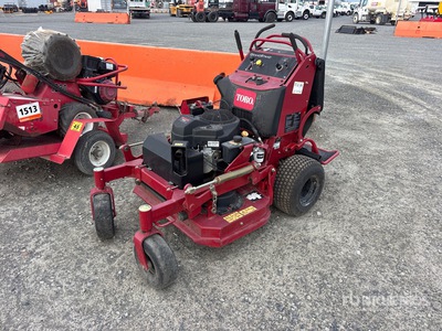 2023 Toro Grandstand 4x2 Stand-On Rasenmäher