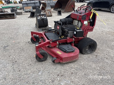 2024 Toro Grandstand Stand-On 60 in Kosiarka do trawy