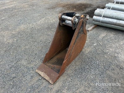 18 in Digging ローダーバックホー用バケット