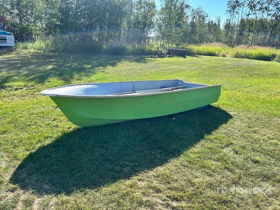 Frontiersman Cartop 11 11 ft Fiberglass Rowboat with Oar