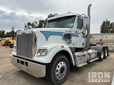 2013 Freightliner CORONADO 12 6x4 T/A Day Cab Truck Tractor