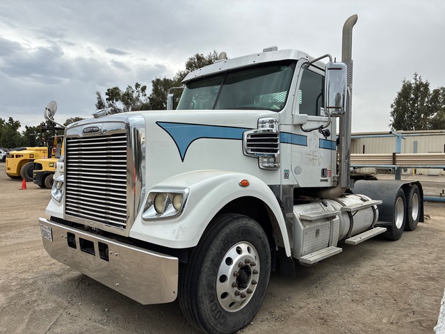2013 Freightliner Coronado 122SD 6x4 Winch Truck 2013 Freightliner Coronado 122SD 6x4 Winch Truck
