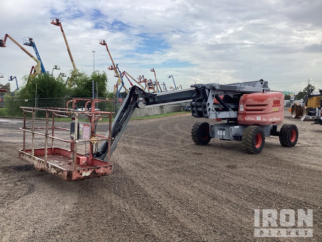 Articulating Boom Lifts