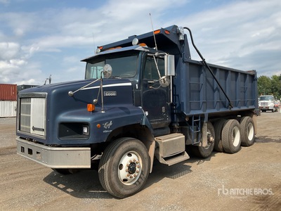 1999 International F5000 8x4 Wywrotka Tri/A
