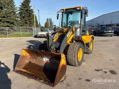 2014 John Deere 324J Wheel Loader