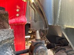 Hydraulics with Frame Leveling Cylinders