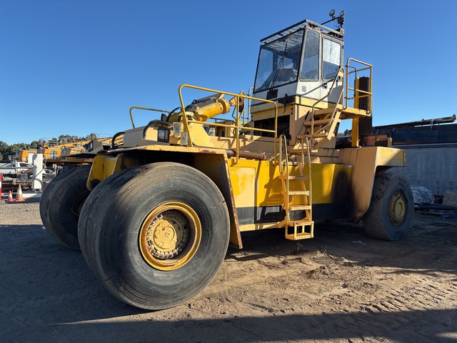 2000 Fantuzzi FDC450G4 Container Handler