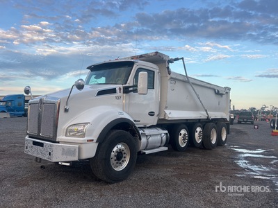2018 Kenworth T880 10x4 ダンプトラック(4軸)