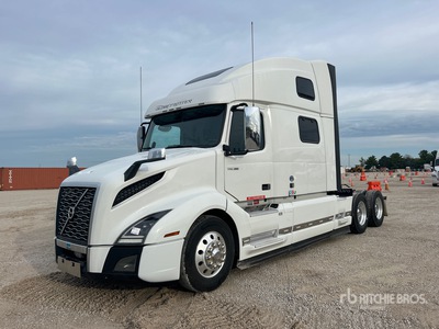 2021 Volvo VNL860 6x4 Cabeza Tractora Cabina Dormitorio