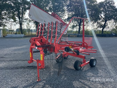 2015 Kuhn GA4321GM Hay Rake
