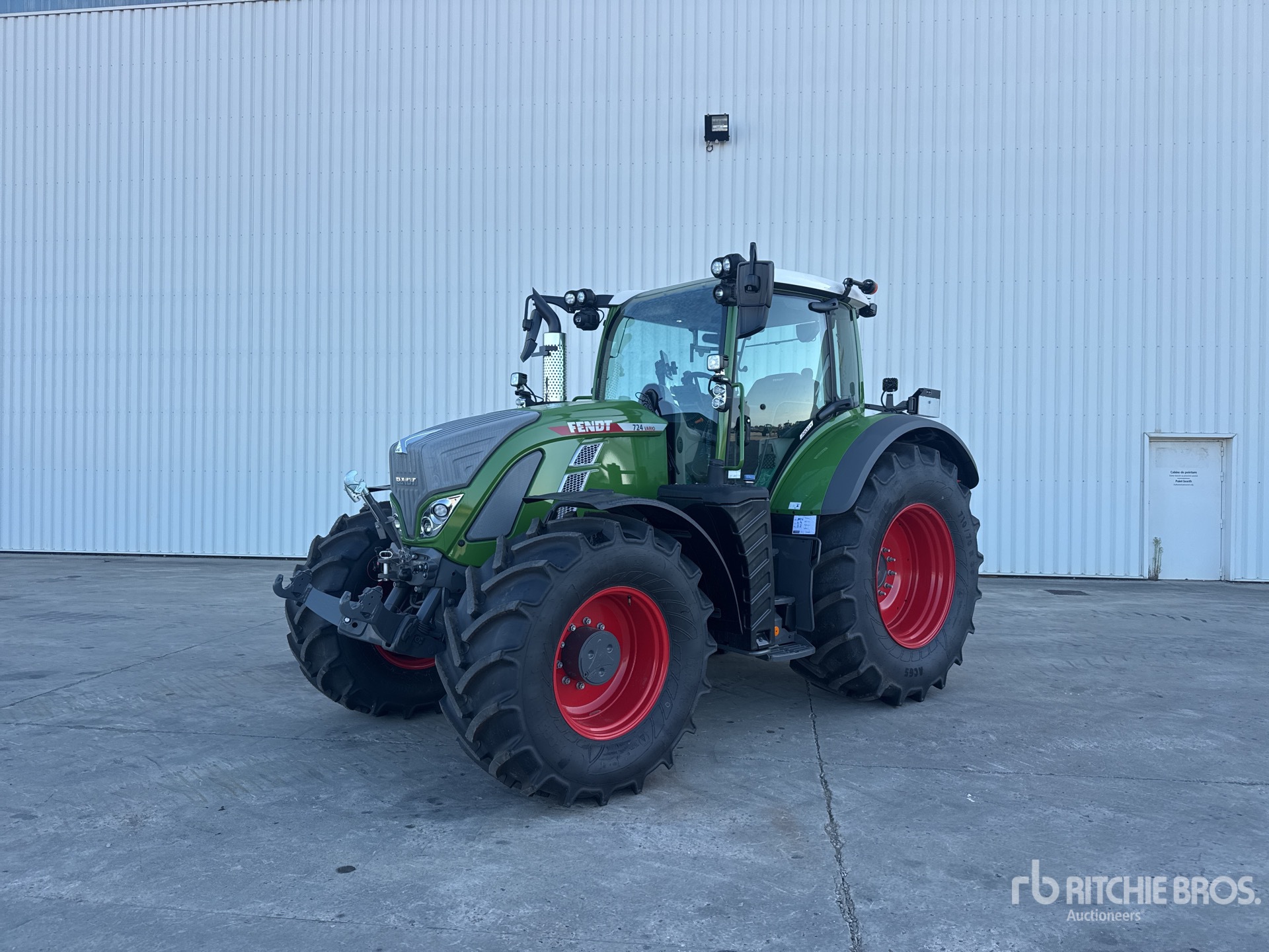 2026 Fendt 724 Vario Gen6 Profi トラクター (Unused)