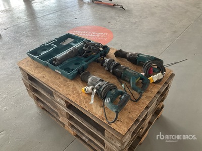 Quantity of (4) Makita Reciprocating Saw Divers - Outils à main