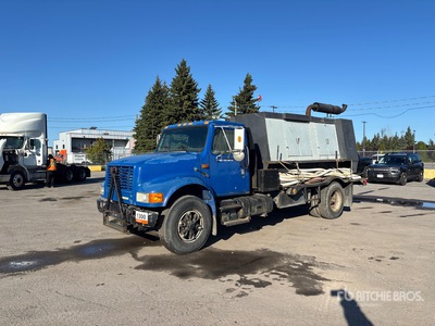1993 International 4900 4x2 Air Compressor Truck
