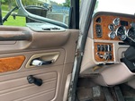 Cab with Window Controls